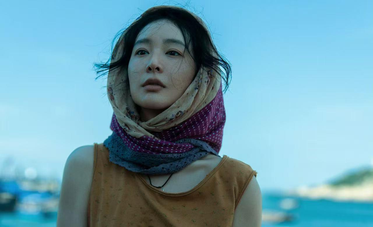 10月31日追剧日历，7部长剧更新，电视剧《红石榴餐厅》今日停更封面图